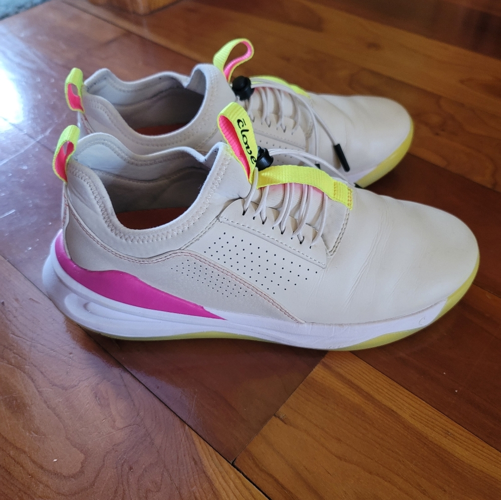 Clove sneakers